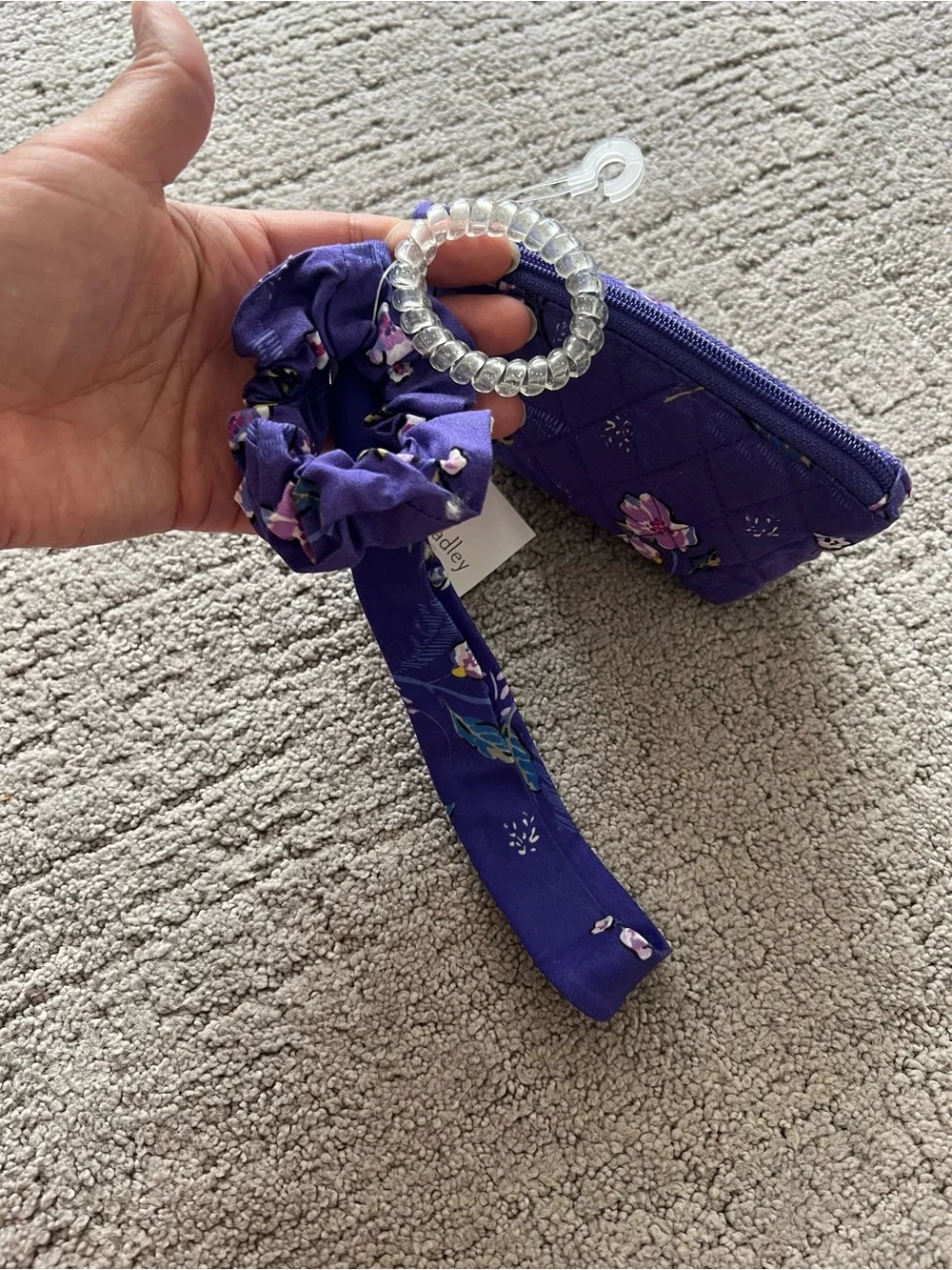 Vera Bradley Wild Roses Hair Accessories Kit